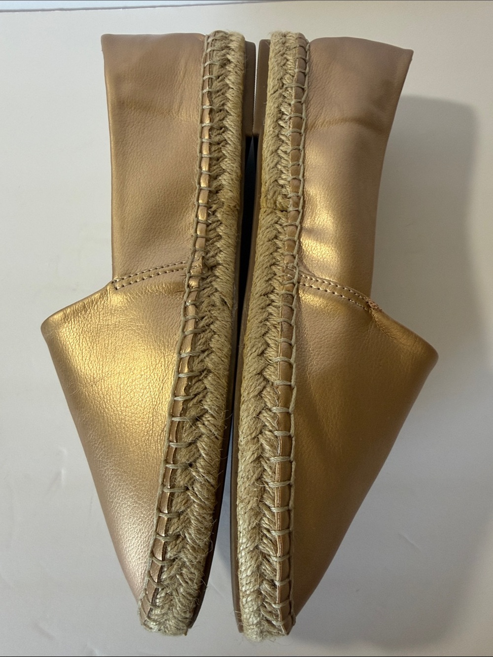 Nanette Lepore shoes Metallic Gold Slip-On flats Espadrilles 9M